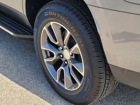 Used 2021 Chevrolet Tahoe LT RWD image 8