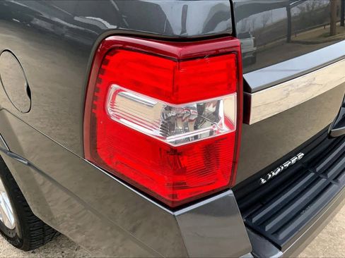 Used 2017 Ford Expedition EL Limited image 29