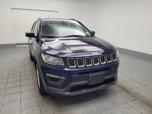Used 2018 Jeep Compass Sport AWD/4WD image 14