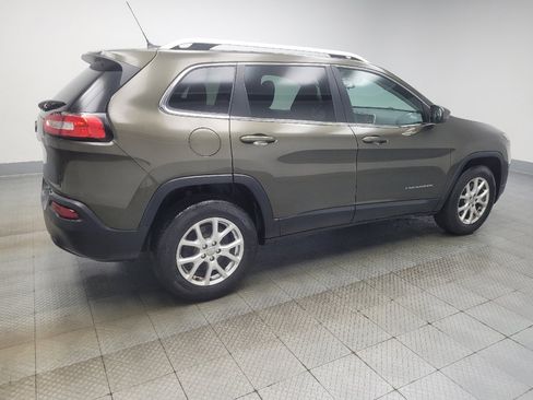 Used 2015 Jeep Cherokee Latitude w/ Cold Weather Group AWD/4WD image 10