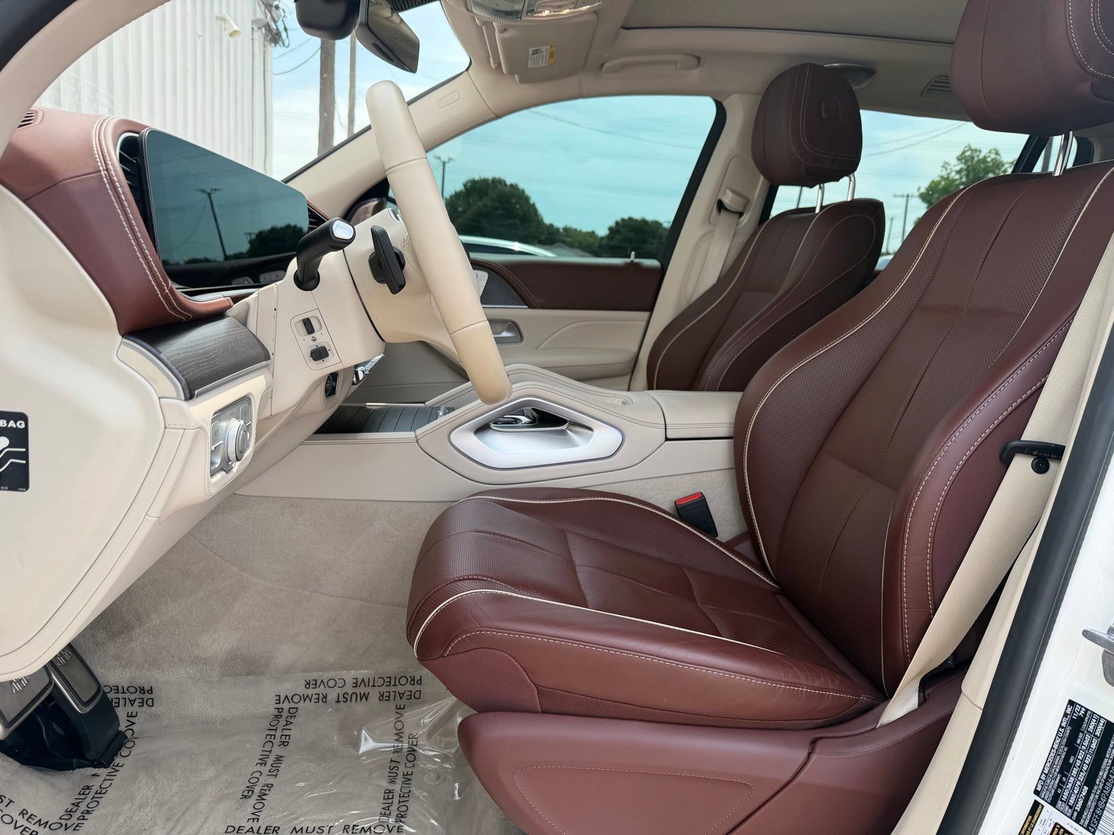 Used 2023 Mercedes-Benz Maybach GLS 600 4MATIC image 19