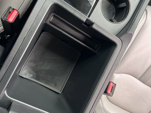 Used 2024 Honda Pilot EX-L image 34