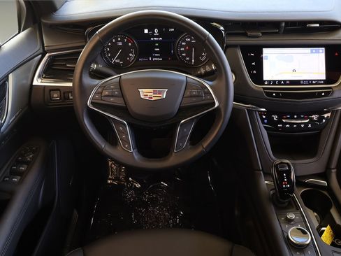 Certified 2023 Cadillac XT5 Premium Luxury w/ Technology Package image 15