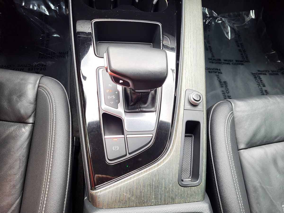 Used 2020 Audi A4 2.0T Premium w/ Convenience Package FWD image 28