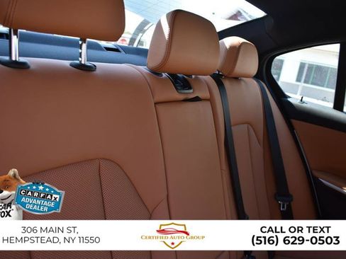 Used 2024 BMW 330i Sedan RWD image 29