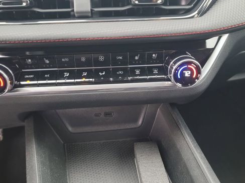 New 2026 Chevrolet Equinox RS w/ Convenience Package III FWD image 22