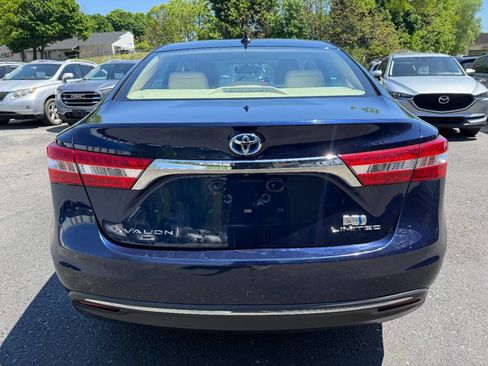 Used 2013 Toyota Avalon Limited FWD image 6