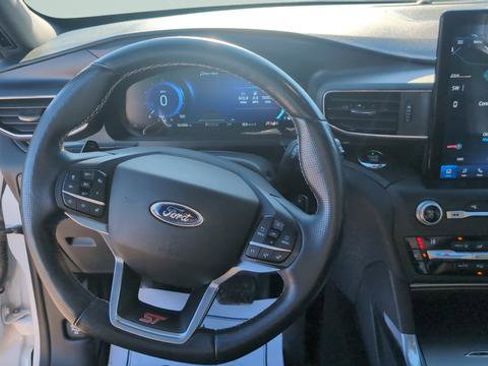 Used 2020 Ford Explorer ST w/ ST Street Pack image 13
