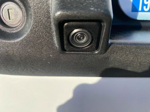 Used 2025 Chevrolet Express 2500 Extended w/ Communications Package image 36