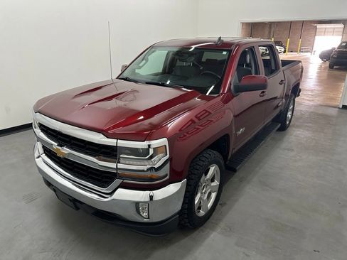 Used 2017 Chevrolet Silverado 1500 LT w/ Texas Edition RWD image 22