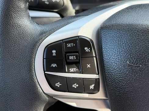 Certified 2023 Ford Explorer XLT w/ Equipment Group 202A AWD/4WD image 23