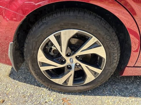 Used 2024 Subaru Legacy Premium image 11