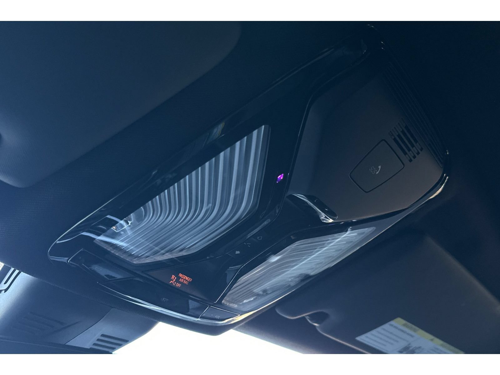 Used 2019 BMW 330i Sedan w/ Premium Package RWD image 23