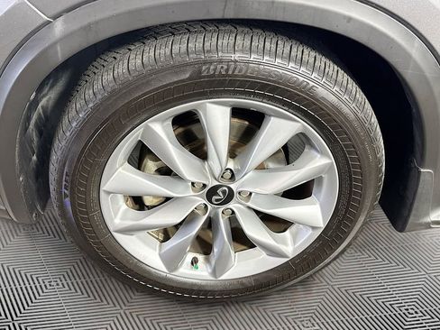 Used 2021 INFINITI QX50 Luxe w/ Accent Package image 31