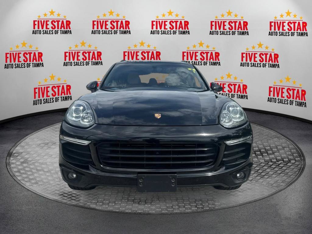 Used 2016 Porsche Cayenne w/ Premium Package AWD/4WD image 2