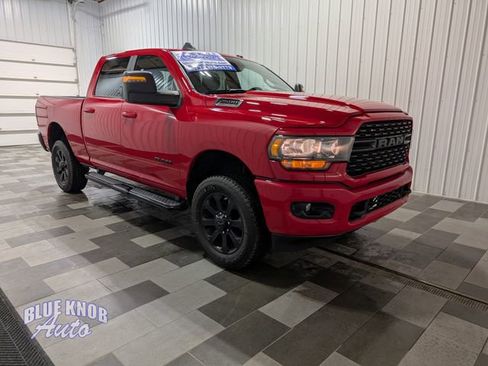Used 2024 RAM 2500 Big Horn w/ Night Edition AWD/4WD image 6