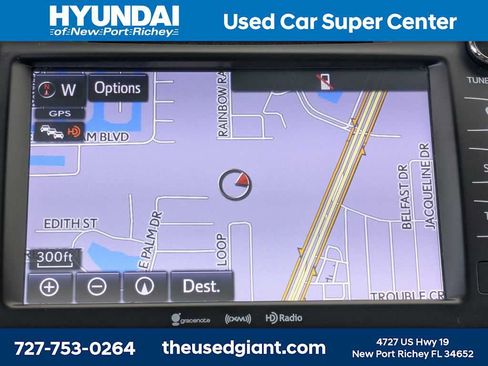 Used 2019 Toyota Highlander XLE AWD/4WD image 27