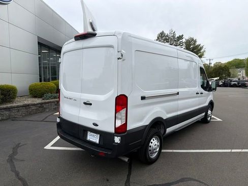 Used 2023 Ford Transit 250 Medium Roof AWD image 7