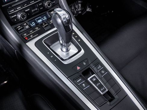 Used 2015 Porsche 911 Carrera RWD image 24