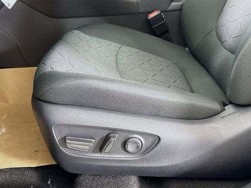 New 2025 Toyota RAV4 XLE image 19