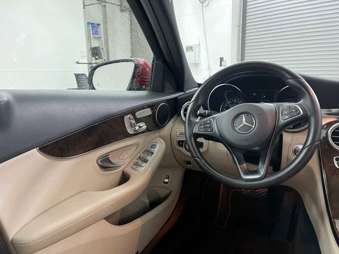 Used 2018 Mercedes-Benz C 300 Sedan image 15