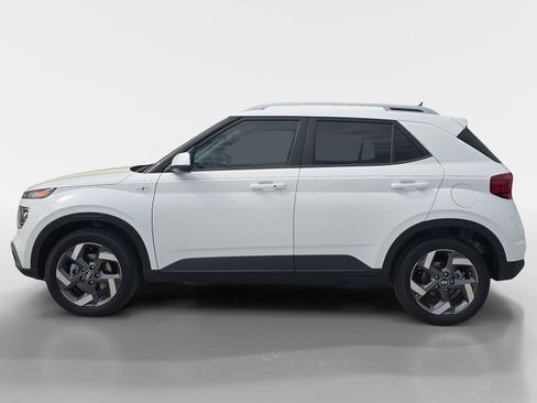 New 2026 Hyundai Venue SEL FWD image 6