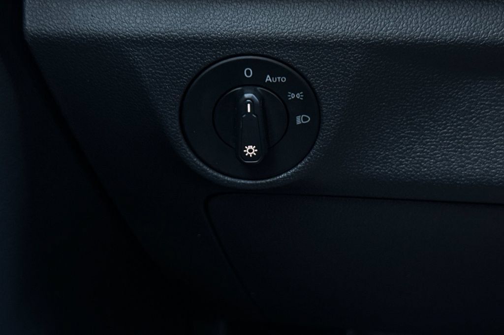 Used 2019 Volkswagen Jetta S w/ Driver Assistance Package FWD image 29