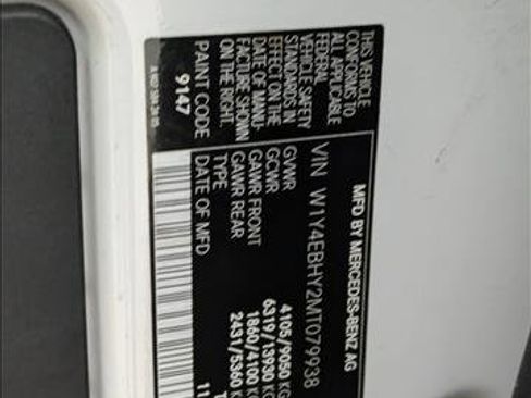 Used 2021 Mercedes-Benz Sprinter 2500 image 22