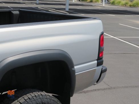 Used 2000 Dodge Ram 2500 Truck 4x4 Quad Cab image 14