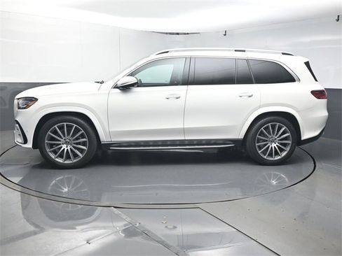 New 2026 Mercedes-Benz GLS 450 4MATIC image 5