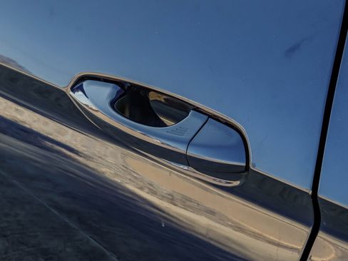 Used 2019 Ford Mustang GT Premium image 28