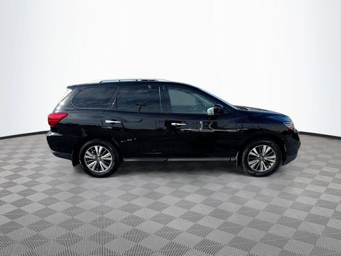 Used 2020 Nissan Pathfinder S image 4
