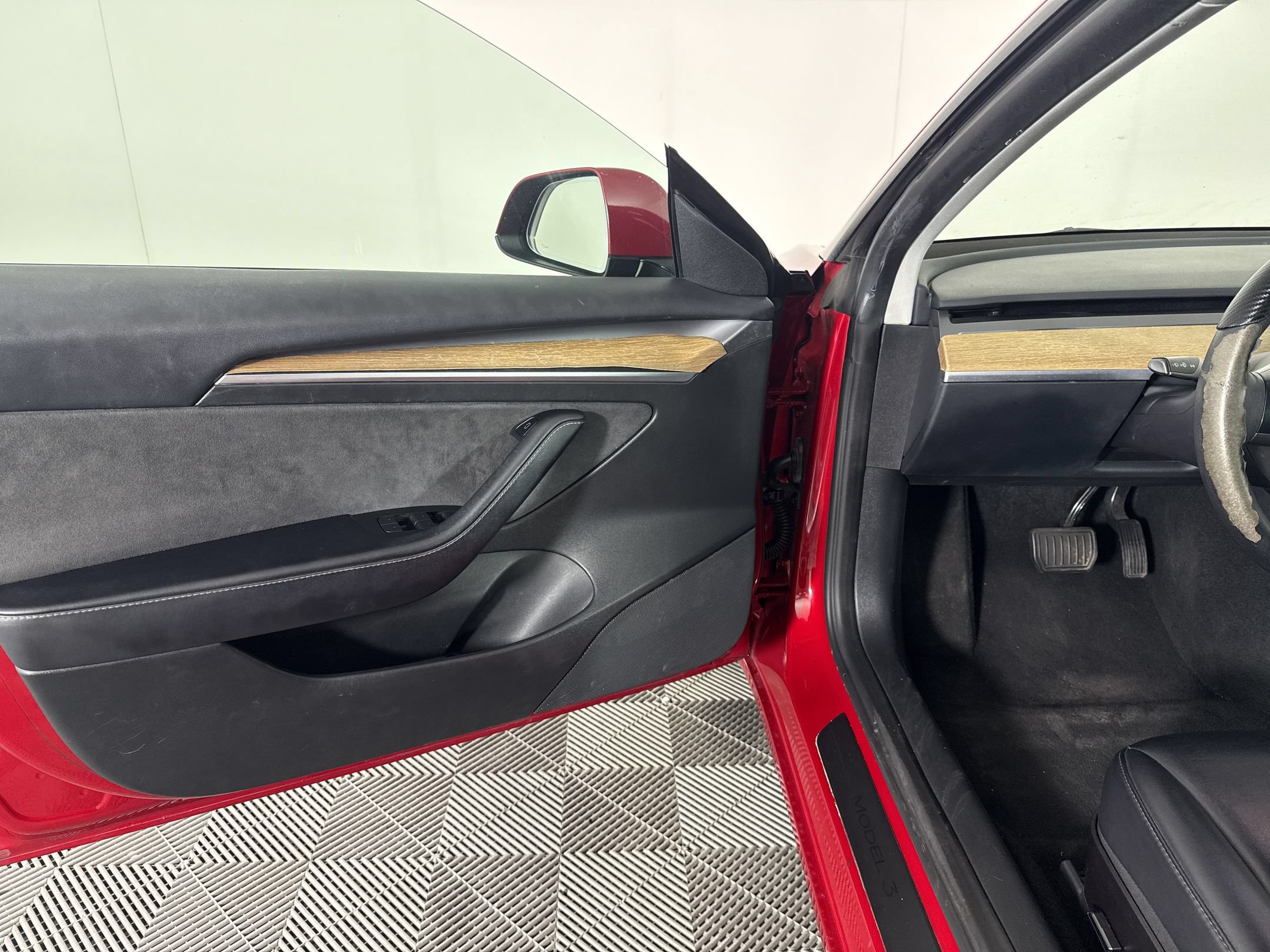 Used 2023 Tesla Model 3 Standard Range RWD image 11