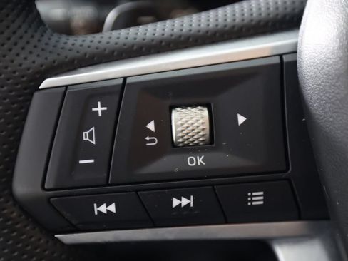 Used 2024 Mitsubishi Outlander SE AWD/4WD image 25