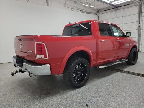 Used 2016 RAM 1500 Laramie AWD/4WD image 3