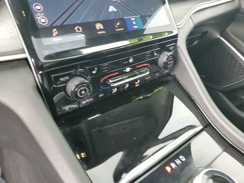 Used 2023 Jeep Grand Cherokee 4WD 4xe image 22