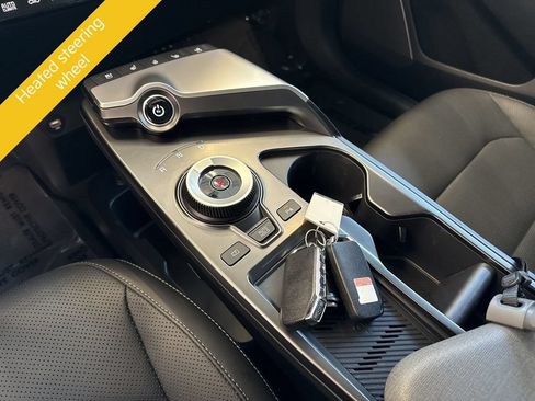 Certified 2024 Kia EV6 Wind AWD/4WD image 21
