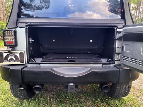 Used 2013 Jeep Wrangler Sport AWD/4WD image 23