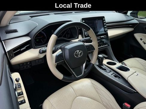 Used 2020 Toyota Avalon Limited w/ Advanced Safety Package FWD image 3