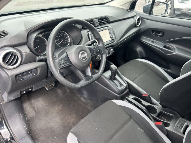 Used 2025 Nissan Versa S FWD image 23