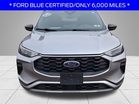 Certified 2023 Ford Escape ST-Line w/ Tech Pack #1 AWD/4WD image 2