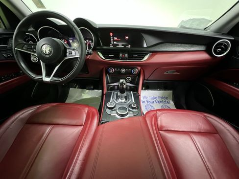 Used 2019 Alfa Romeo Stelvio w/ Nero Edizione RWD image 16