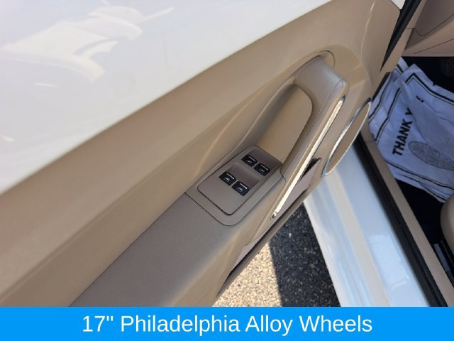 Used 2018 Volkswagen Beetle 2.0T S w/ Style & Comfort Package FWD image 11
