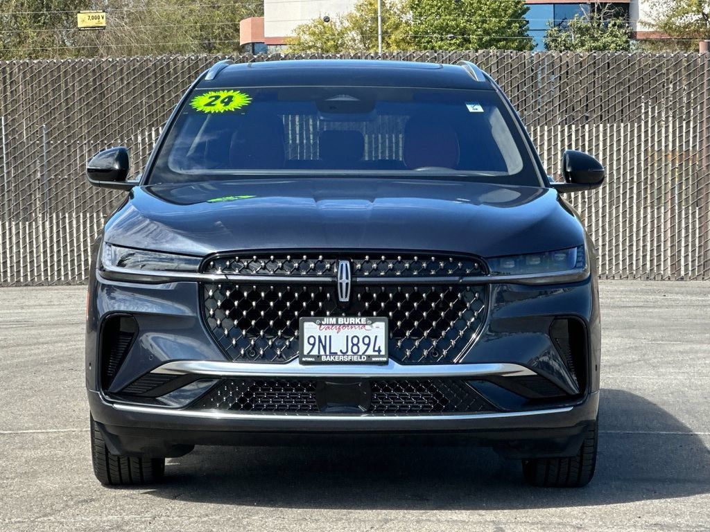 Certified 2024 Lincoln Nautilus Black Label AWD/4WD image 8