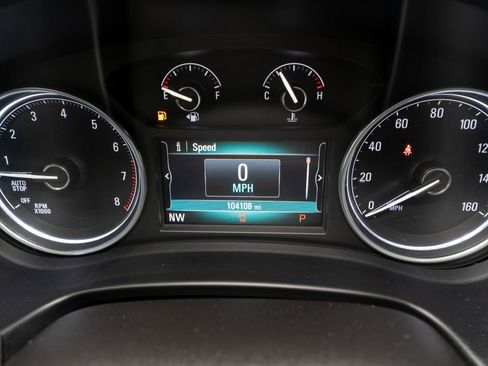 Used 2019 Buick Enclave Essence image 23