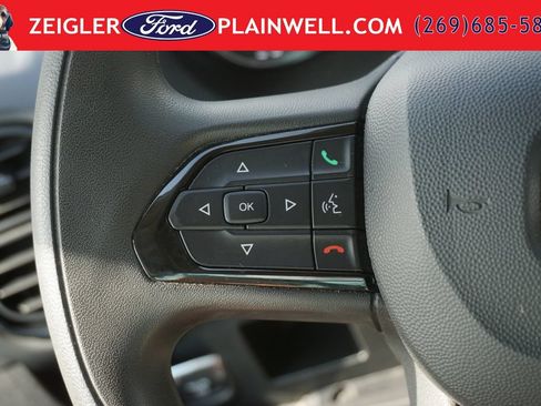 Used 2025 RAM ProMaster 2500 w/ U-Haul Equipment Group FWD image 22