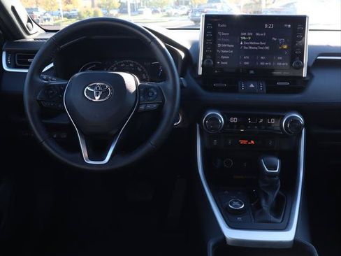 Certified 2022 Toyota RAV4 XSE AWD/4WD image 8