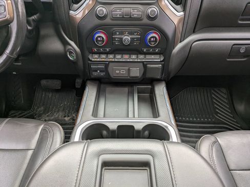 Used 2020 Chevrolet Silverado 1500 High Country w/ Technology Package image 20