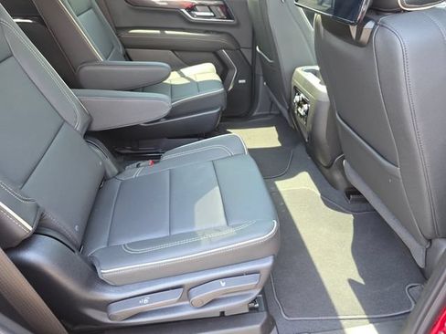 New 2026 GMC Yukon Elevation w/ Elevation Premium Package AWD/4WD image 21