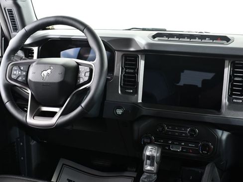 New 2026 Ford Bronco Badlands AWD/4WD image 8